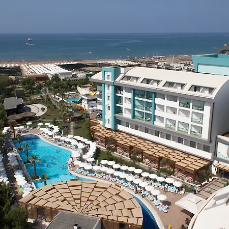 Sea Shell & Semesteranläggning (resort) Side